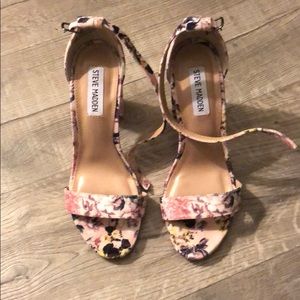 Steve Madden Carrson Floral Sandal Heel - worn 1x